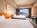デラックスツインルーム〈お昼の景色・別府側〉