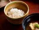 朝食 麦ごはん(一例)