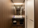 バスルーム・洗面・トイレの3点が独立したセパレートタイプ