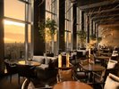 アート空間で酔いしれる秋の絶景美食体験。(メインタワー39F TABLE 9 TOKYO SHIZUKULOUNGE)
