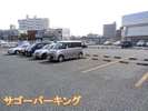 広々平面駐車場(普通車70台駐車可)1泊1000円