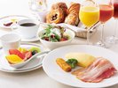 【クラブフロア・ラグジュアリーフロアサービス】追加料金不要のルームサービス朝食