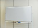 ・研修や会議に使えるホワイトボードを館内にご用意しております