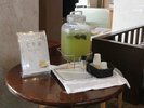 【館内施設】ウェルカムドリンク/毎日午後3時〜5時までロビーでご用意しております。