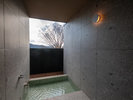 MODA 06. / MODA 07. 露天の湯に浸かりながら、静かに流れる時間を味わう
