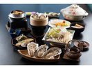 生食用の朋輩牡蠣を贅沢に使った『朋輩牡蠣御膳』