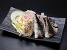 夏の味覚・鱧をだしでじっくり味わう贅沢鍋の食材
