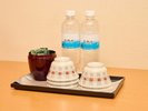 ・【お茶セット】お部屋にミネラルウォーター、お茶をご用意しております