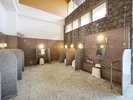 ・【大浴場】広々とした洗い場で、ゆったりご利用いただけます