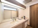 ・【モダンツインルーム】トイレと洗面台付きで、快適にご利用いただけます