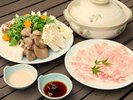 豚しゃぶ鍋(11月〜3月) ※2人前イメージ