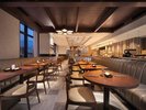 Style Kitchen(1F オールデイダイニング)木のぬくもり感じる空間で、ゆったりと味わう美味しい時間。