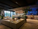 2階にはCANVAS LOUNGE produced by P.C.M.がございます。