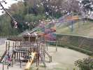 【亀山公園】当館より徒歩約10分/亀山公園の長ーいすべり台。