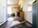 【ツインエコノミー】靴を脱ぐスタイルのお部屋です。