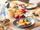 【朝食ビュッフェ】沖縄料理や和食・洋食など国際色豊かな料理をお楽しみいただけます。※イメージ