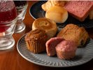 朝食・パン(盛り付け例)