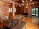 テーブル・椅子があるお部屋※お部屋によってテーブルイス・座敷タイプと異なります。
