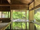 木曽五木で造られた檜の香りを楽しめる自慢の内湯