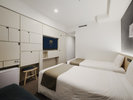 デラックスツイン(ソファ付)のお部屋です。