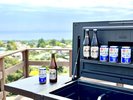 サウナと相性抜群の静岡麦酒とスーパードライを空のもとでグビグビと!