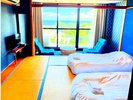 扉を開けると相模湾が一望出来ます。