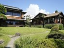 【周辺/起雲閣】外国の様式が融合された洋館と、緑豊かな庭園が見どころです。