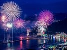 【周辺/熱海海上花火大会】夜空を彩る花火は、夏だけではなく年間を通してお楽しみいただけます。