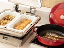 朝食ビュッフェレーンの様子※メニューはお日にちによって変わることがあります