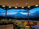ラウンジからの夜景