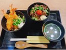 ホテル1Fフードコート内「小麦」絶品汁なしうどん♪