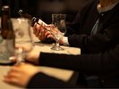 Barでは男鹿のクラフトビールや秋田の地酒を楽しむことができます