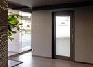 全室禁煙 1Fエントランスに喫煙スペースを設けております。