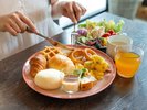 沖縄での素敵な一日を始めるにふさわしい、心と体が満たされる朝食体験