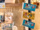 沖縄の海と、あの人気キャラクターが夢のコラボ!