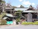 埼京線沿いの坂を上ったところにある「赤羽八幡神社」「関ジャニ∞」ゆかりの神社として人気!