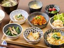 【朝食】小鉢御膳(盛り付け一例)
