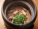 夕食|土鍋で丁寧に炊き上げたご飯は豊かな旨みが広がります(一例)