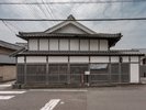 時の流れを感じる、趣ある古民家のたたずまい