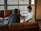 広々空間でゆっくりとチェックイン