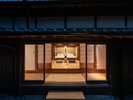 稲村101|お庭からみた客室風景