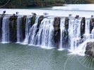 暑くなってきたら滝の音と景観に癒されます。