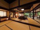 ■ラウンジ「サロン上段」 江戸時代、皇女和宮様や参勤交代の諸大名が滞在した上段の間をリニューアル