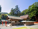 周辺観光/【宗像大社】世界遺産に輝く、海の守り神を祀る古社/提供:福岡市