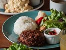 【ランチ】メニュー一例:ハンバーグプレート