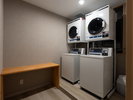 【コインランドリー】ご自由にご利用ください。