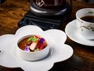 シェフ特製デザートとハンドドリップコーヒー