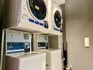 ランドリー・製氷機は1階エレベーター横にございます