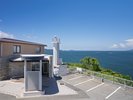 【外観】目の前に広がる大海原と青空に包まれた、海辺ならではの開放感あふれるロケーション。