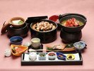 【朝食一例】地元の新鮮な海藻をあしらった、料理長こだわりの朝食をお召し上がりください。